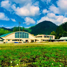 大分県日田市上津江町旧津江小学校